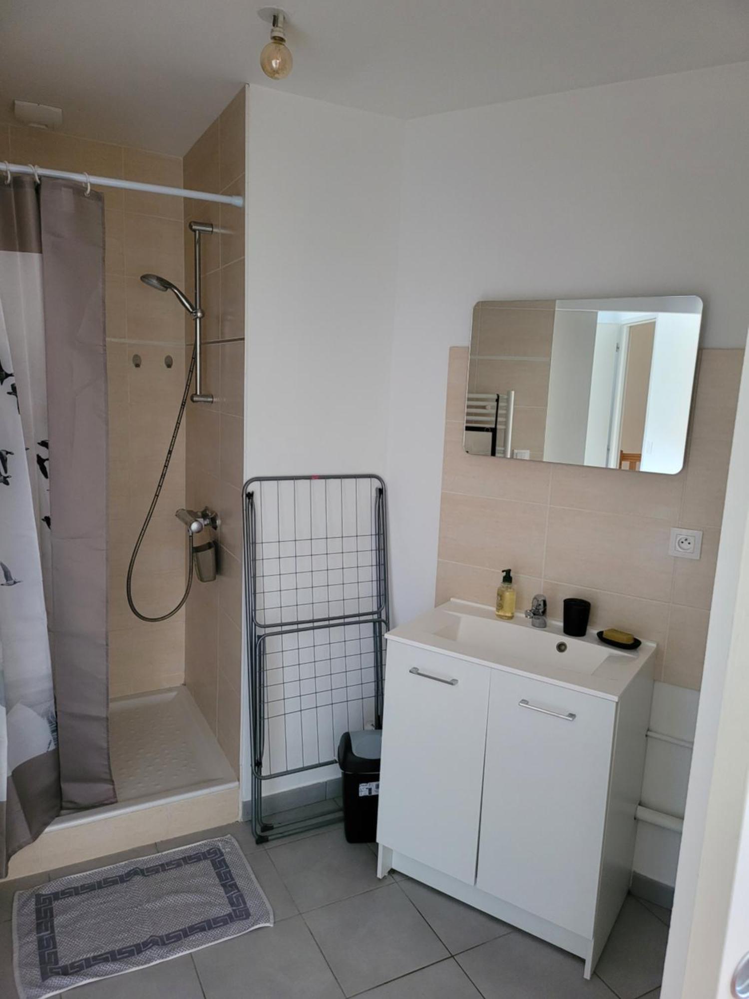 Appartement Meuble Duplex T3. Baume-les-Dames Eksteriør billede